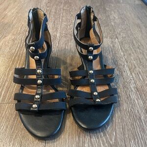 Sofft Sandals Size 8